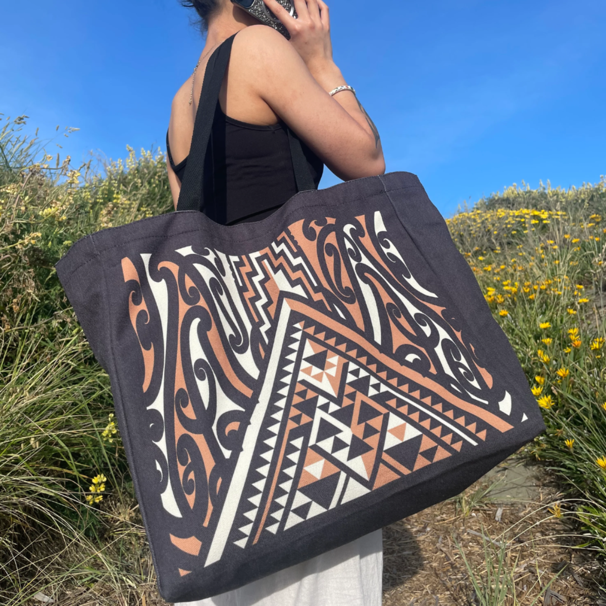Maunga Tei Tei Tote Bag