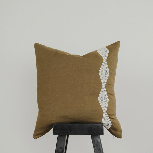 Whakatō Cushion